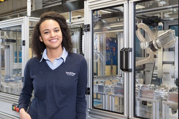Robots Recycling and Industry 40  Linda Litwachteaser